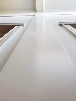 Classic wainscoting and wall panelling in a hallway.